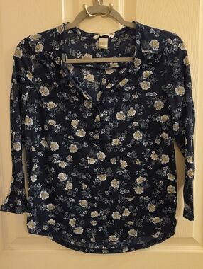 H&M Navy Blue Floral Henley Blouse Yellow White Flowers XS